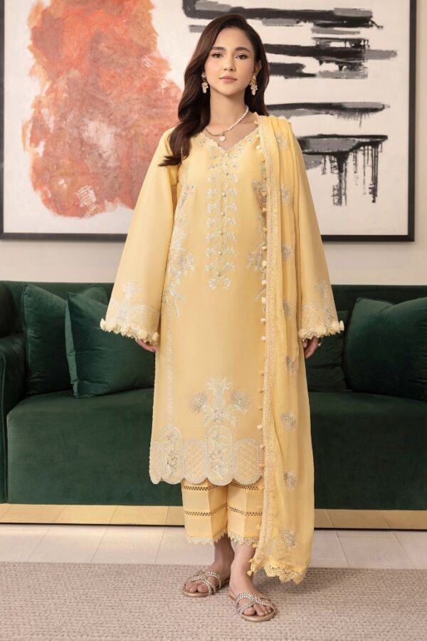 D05 | Dilkash Embroiderd Lawn'25 | Humdum