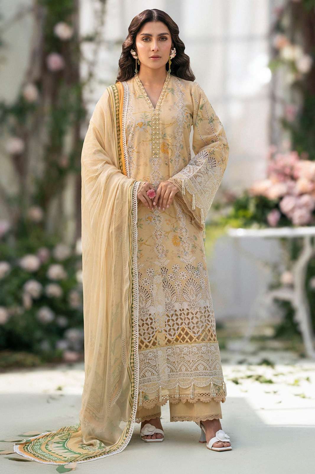 5429-ORCHID | Amal Embroiderd Lawn | Motifz