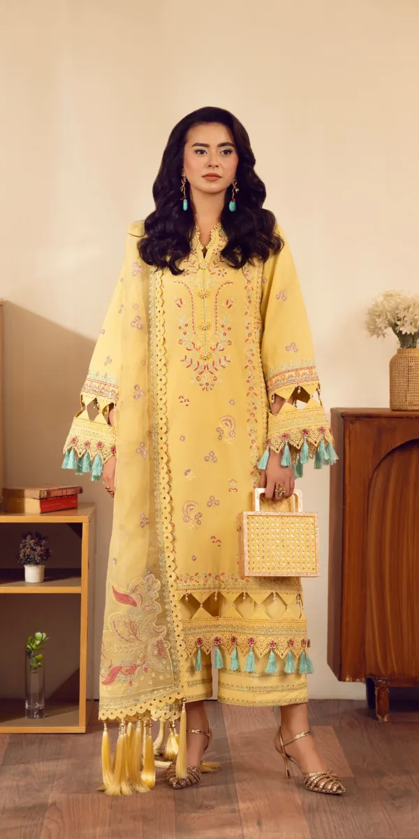 SE-V4-02 | Subday Bloom Embroidered Lawn | Tana Bana