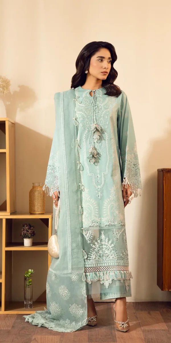 SE-V4-06 | Subday Bloom Embroidered Lawn | Tana Bana