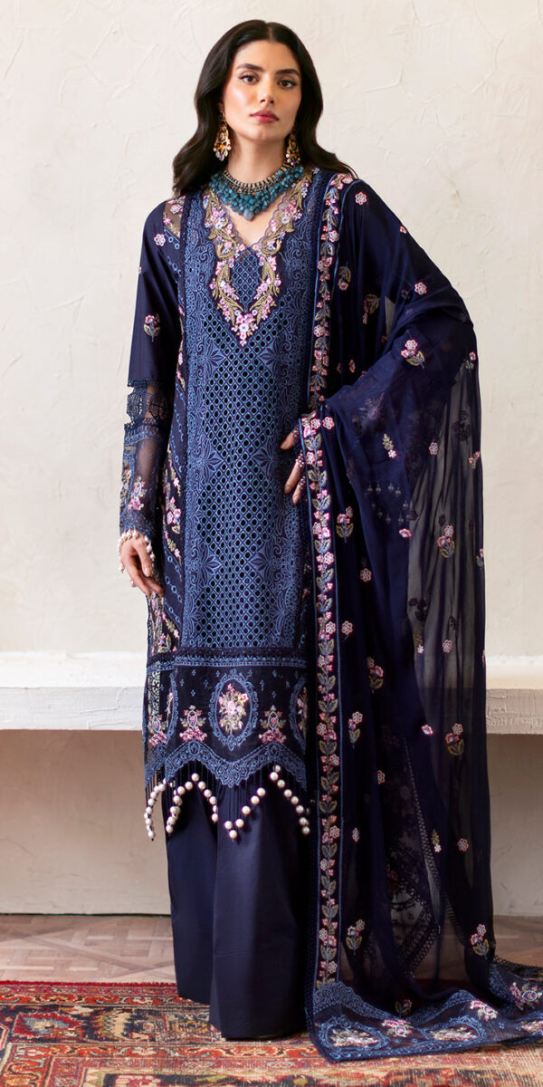 Blake | Sophia Luxury Lawn | Mahnur