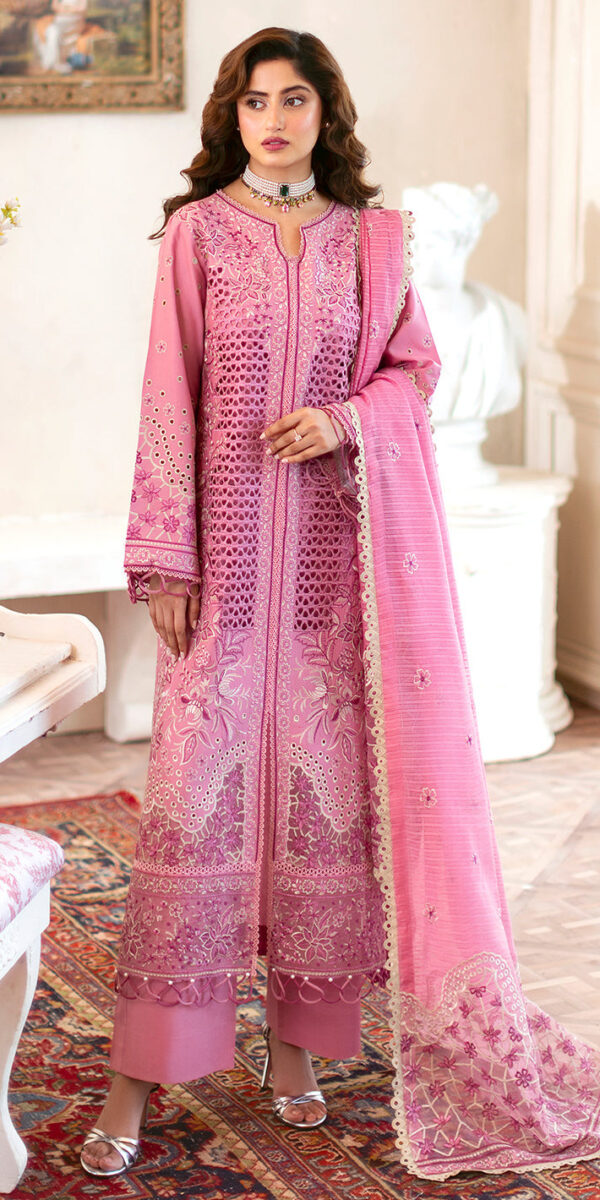 Raha | Sophia Luxury Lawn | Mahnur