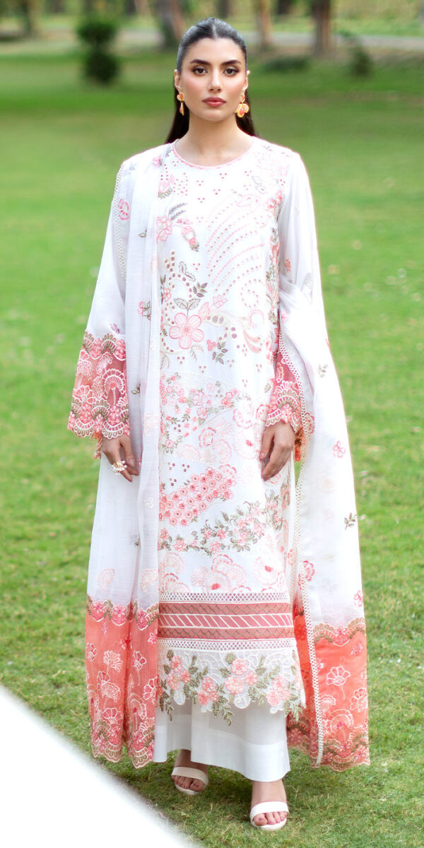 Lyra | Sophia Luxury Lawn | Mahnur