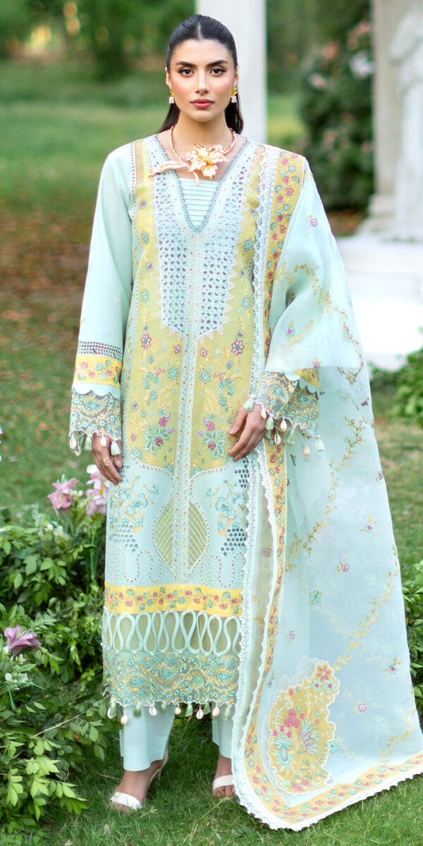 Calista | Sophia Luxury Lawn | Mahnur