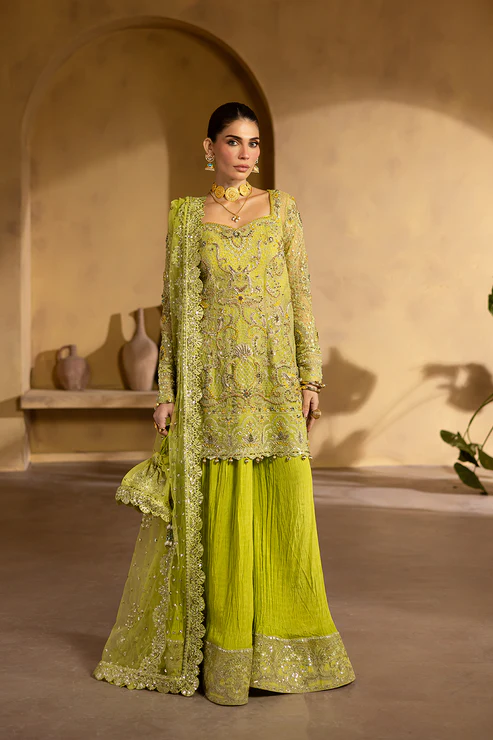 BERYL |  Regalia luxury formals | Emaan Adeel