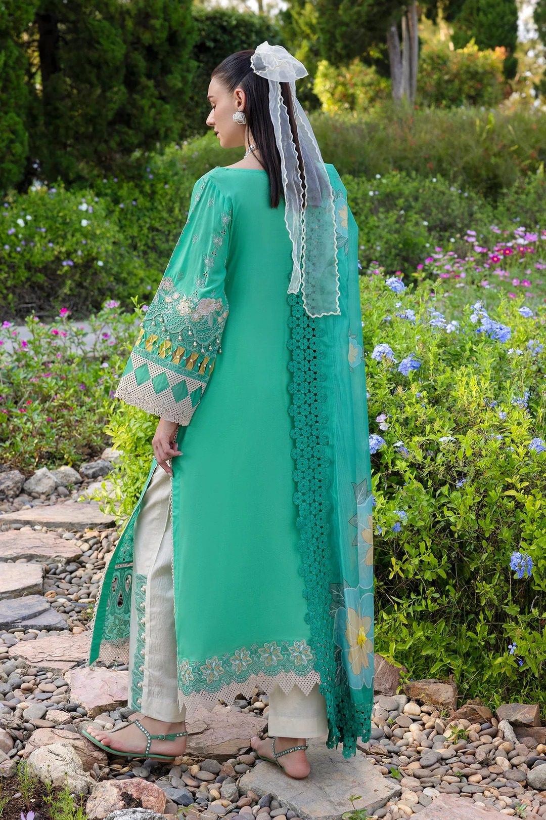 AGH-19 | Agosh Lawn’26 | Razab – Bilal Fabrics