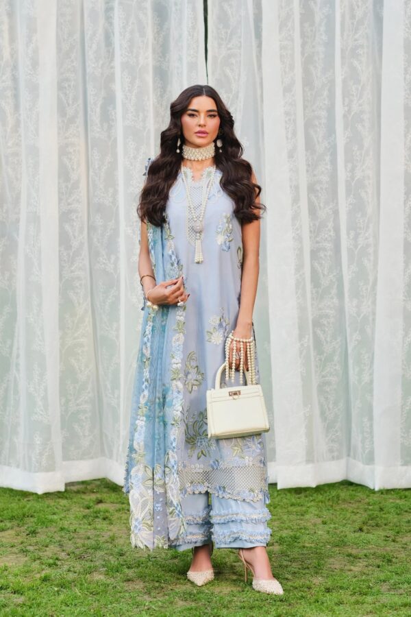 Frost | Luxury Lawn 26 | Maryam Hussain