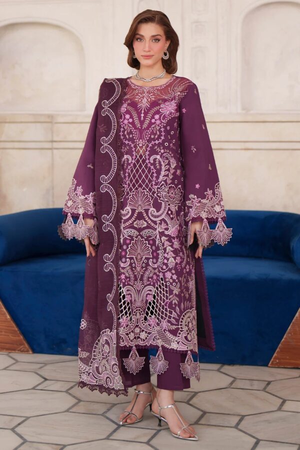 NL-10 | Nilofer Luxury Lawn'26 | Mahnur