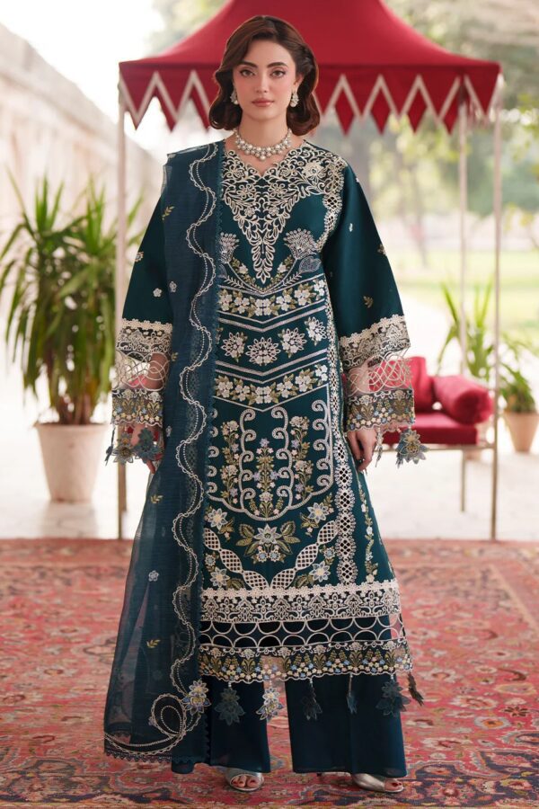 NL-13 | Nilofer Luxury Lawn'26 | Mahnur
