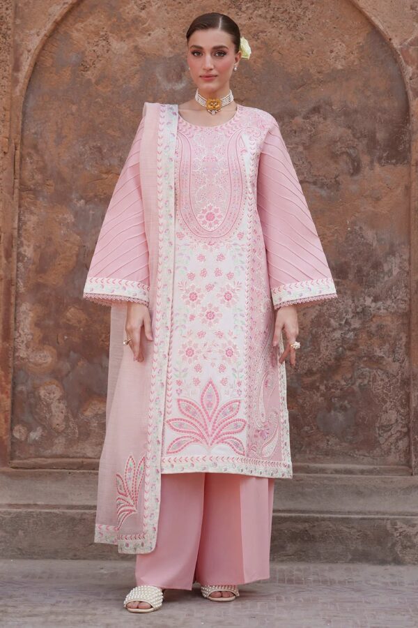 NL-01 | Nilofer Luxury Lawn'26 | Mahnur