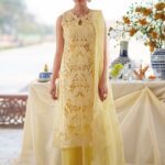 NL-07 | Nilofer Luxury Lawn'26 | Mahnur
